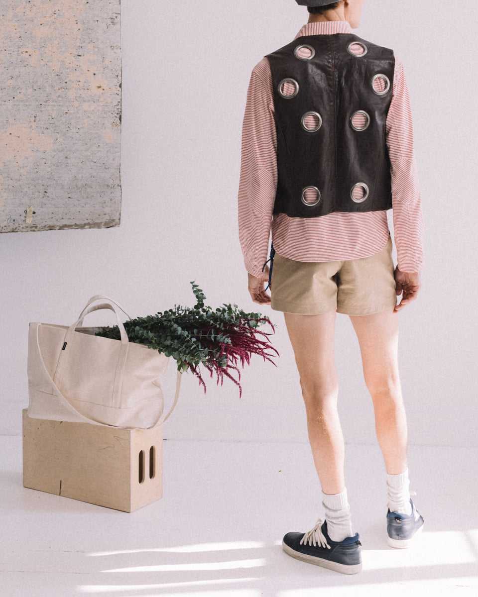 Mason short in khaki