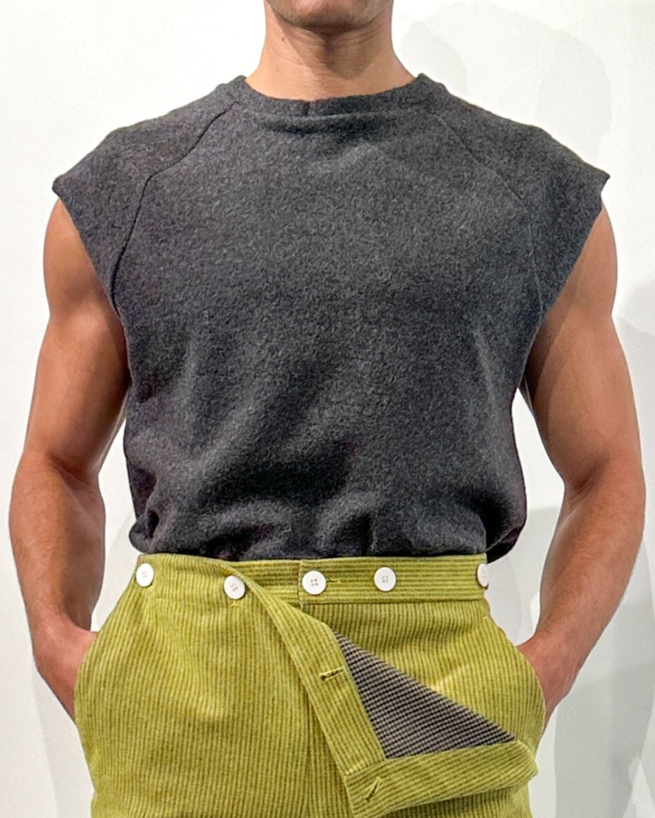 Raglan tank in grey fleece