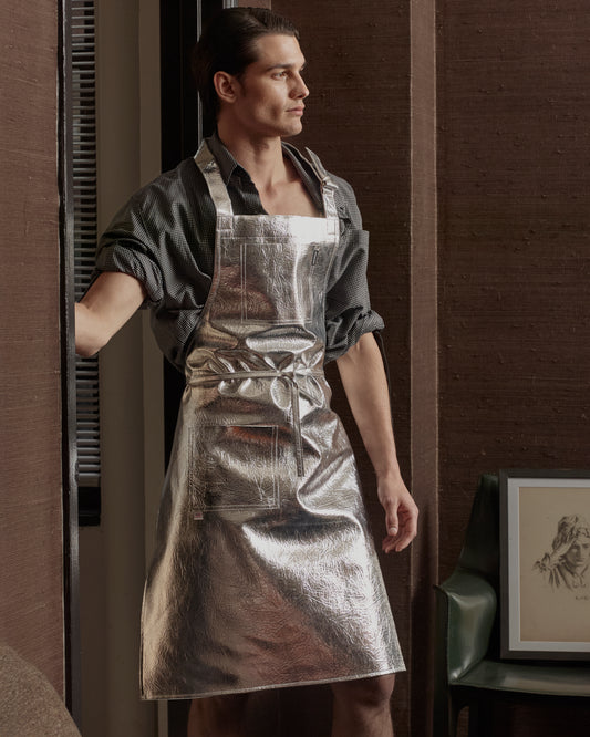 Apron in silver